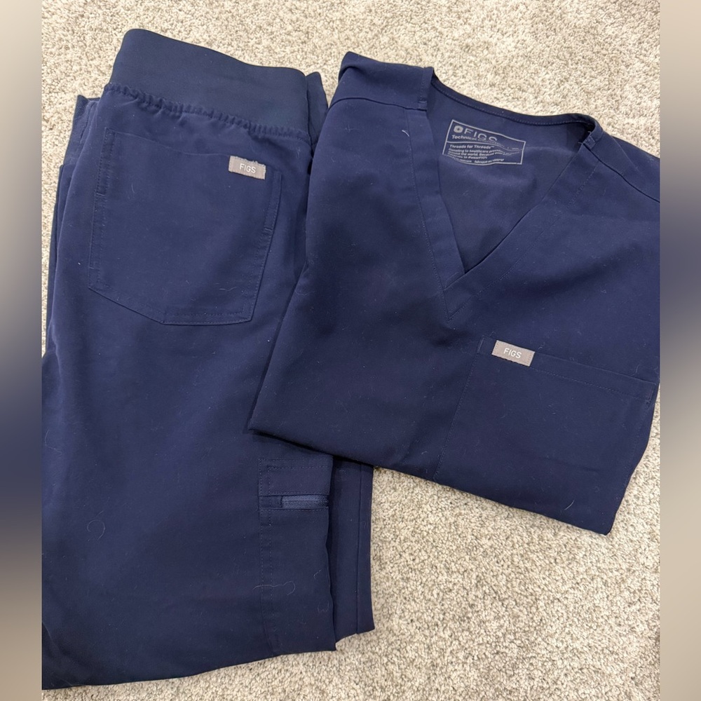 FIGS Women's Navy Jogger Scrub Set XS